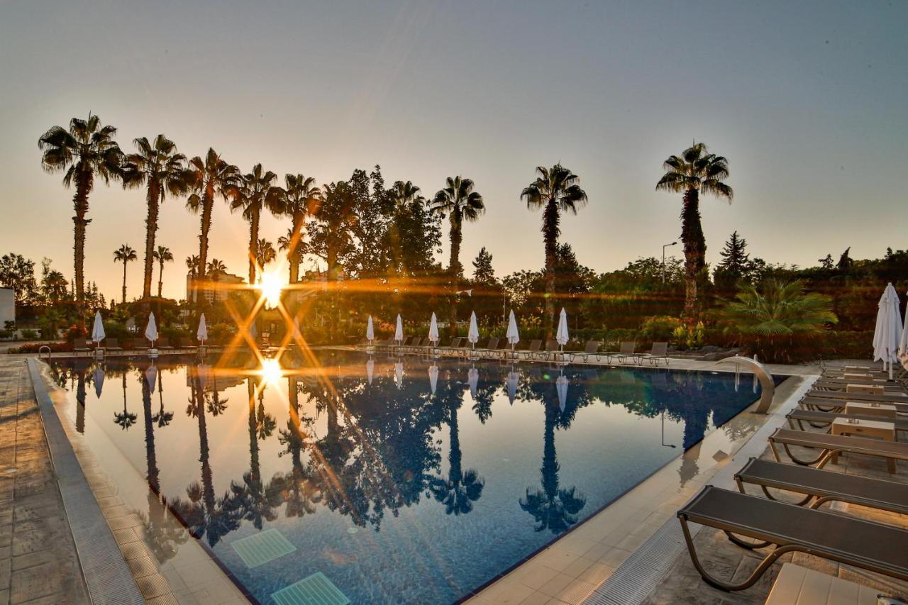 Nashira City Resort Hotel Antalya Exterior photo