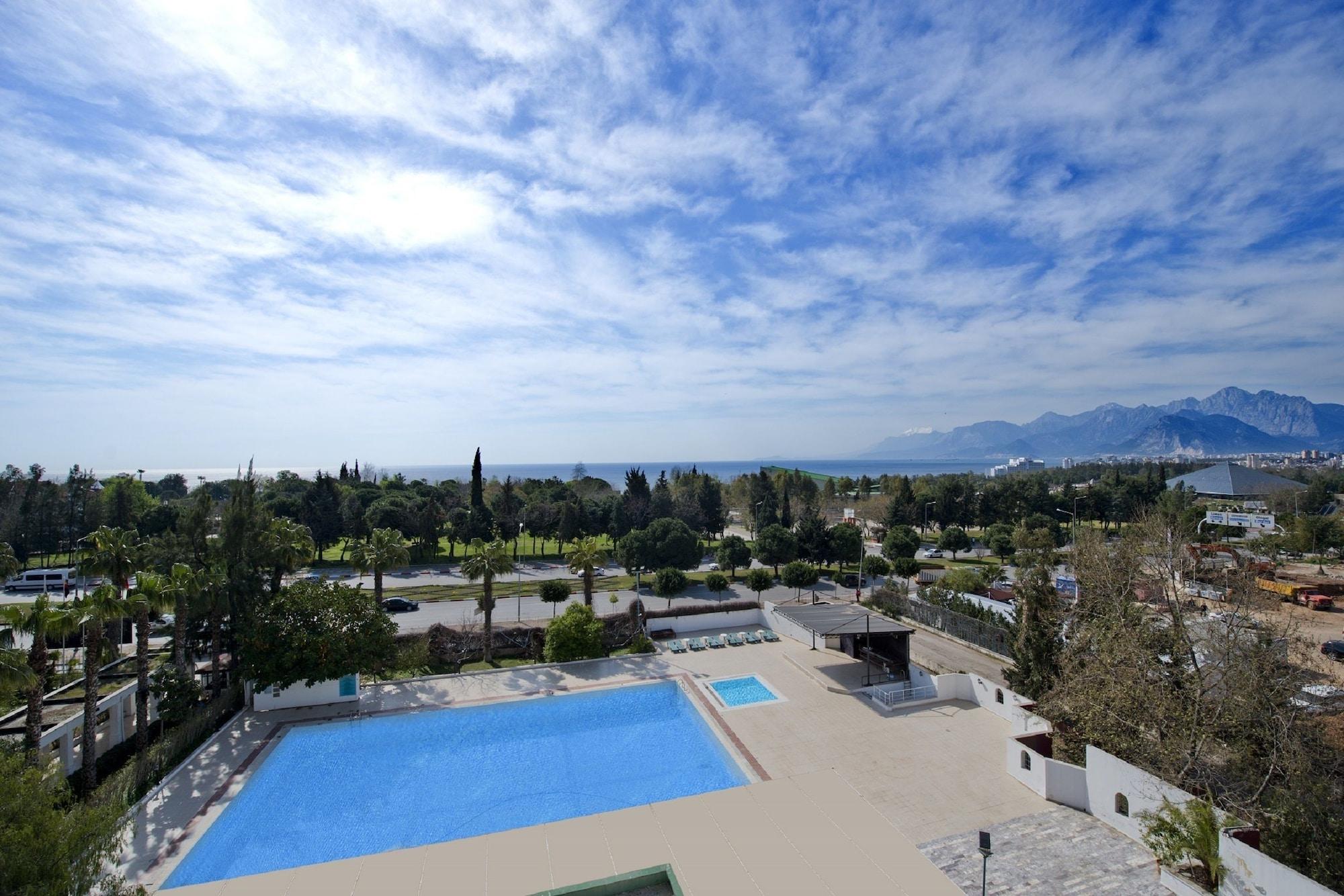 Nashira City Resort Hotel Antalya Exterior photo